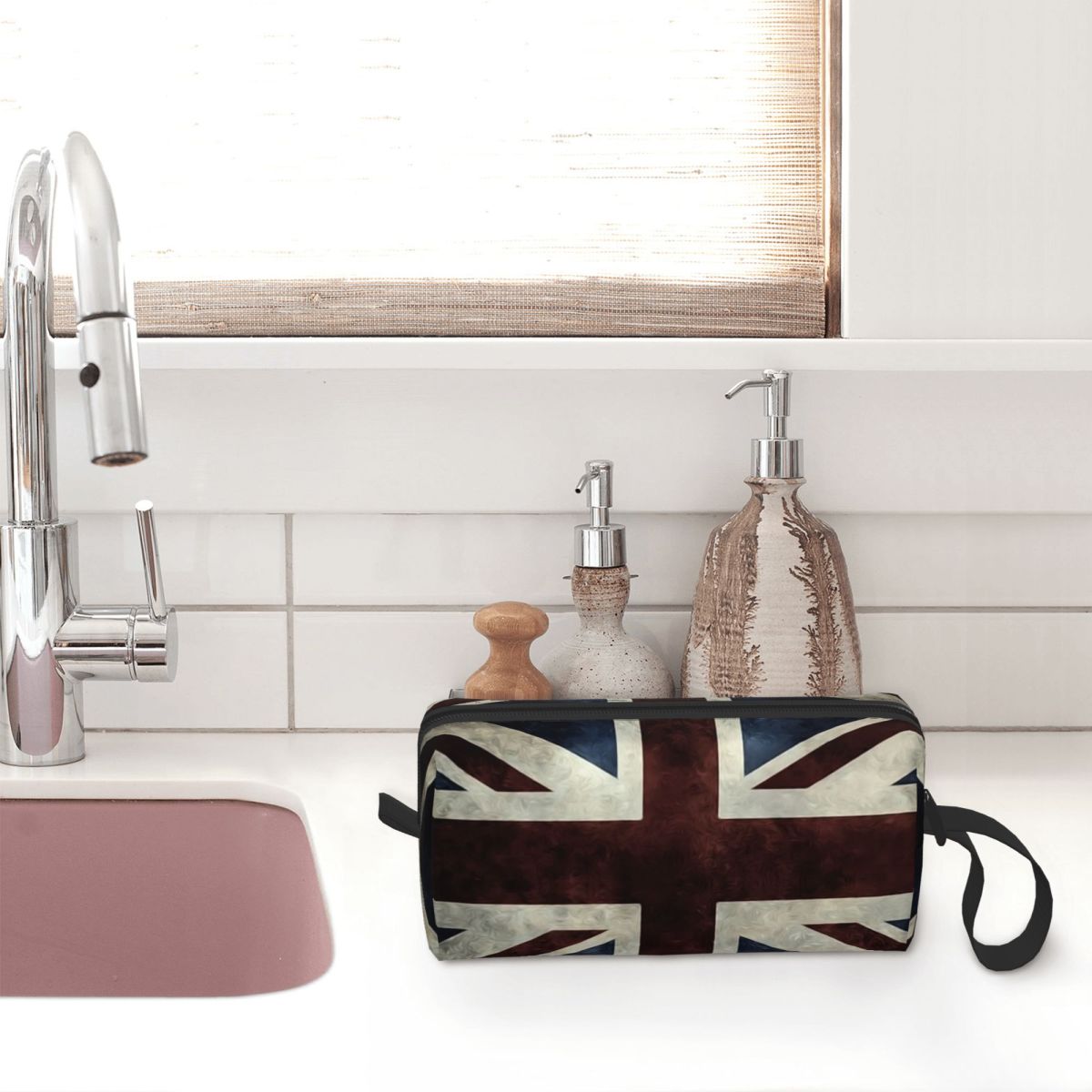 Sac de maquillage avec drapeau - Beauty Makeup Uk avis et prix